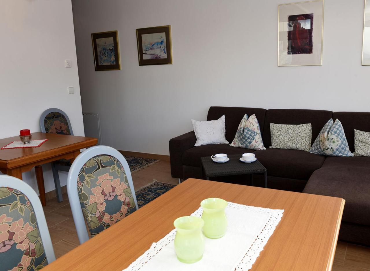 Haus Hoffmann Apartamento Sonnenalpe Nassfeld Exterior foto