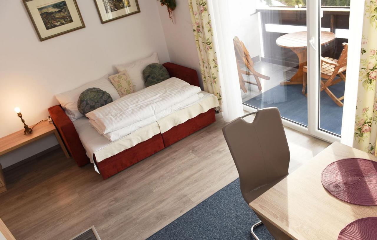 Haus Hoffmann Apartamento Sonnenalpe Nassfeld Exterior foto