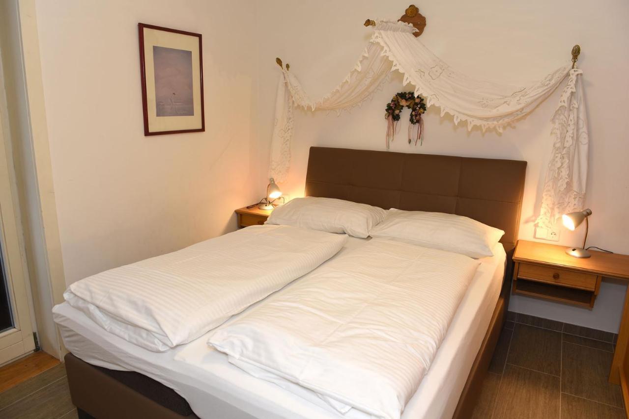 Haus Hoffmann Apartamento Sonnenalpe Nassfeld Exterior foto