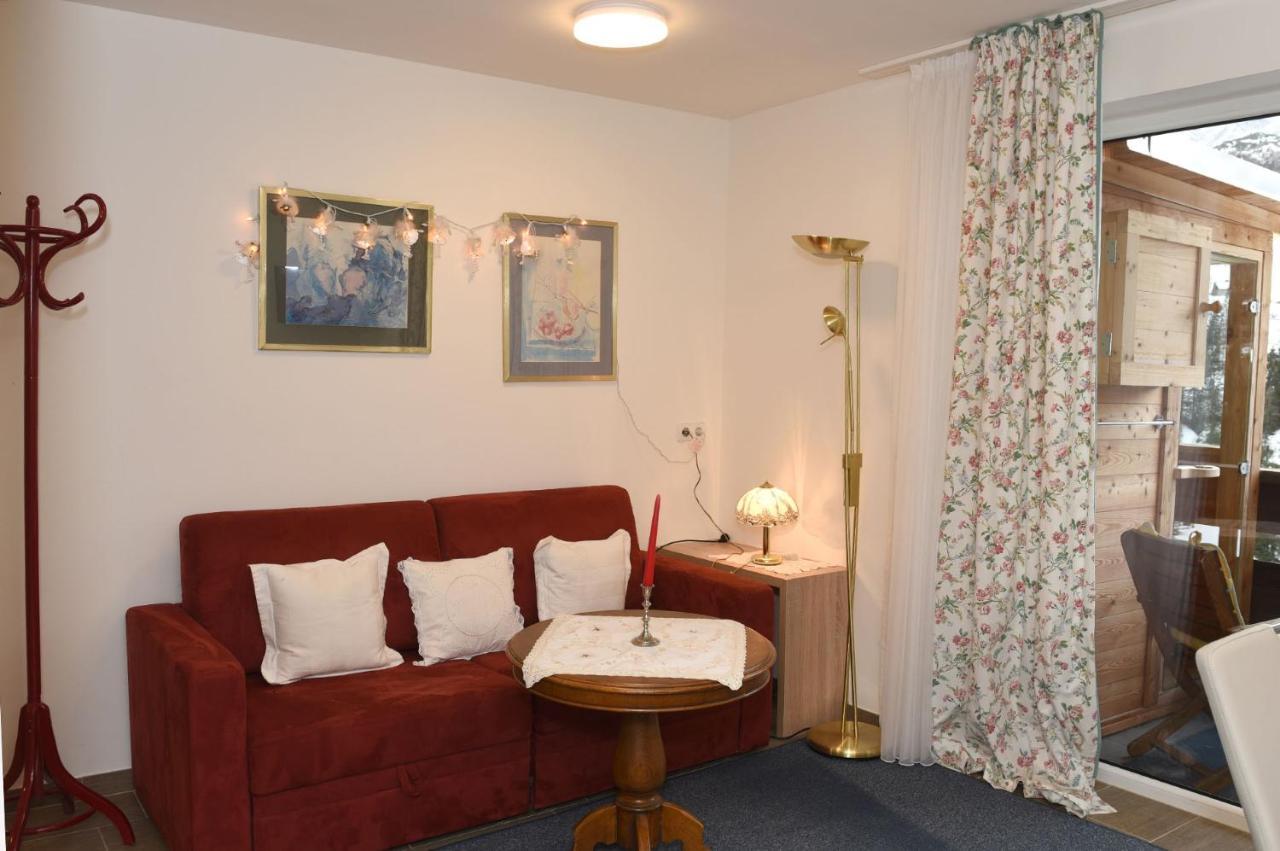 Haus Hoffmann Apartamento Sonnenalpe Nassfeld Exterior foto