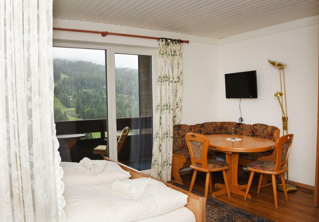Haus Hoffmann Apartamento Sonnenalpe Nassfeld Exterior foto